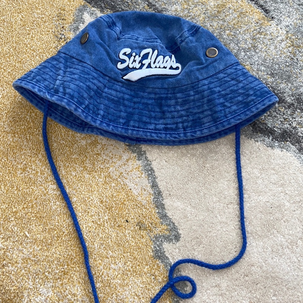 Six Flags Hat